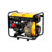 Дизельний генератор FORTE FGD6500E3